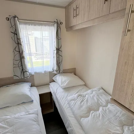 キャンプ場 Camping Oasis 2 Slpk Caravan 'topaz'